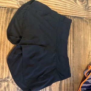 Women’s black Lululemon Speed up High-Rise Shorts
